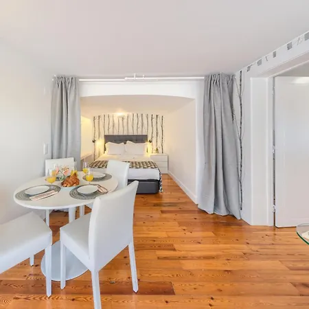 Mbird Riviera Flat 2 Апартаменты